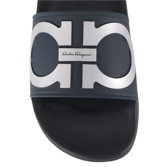Salvatore Ferragamo New Black Groovy Slides Size 9 - Picture 5 of 12
